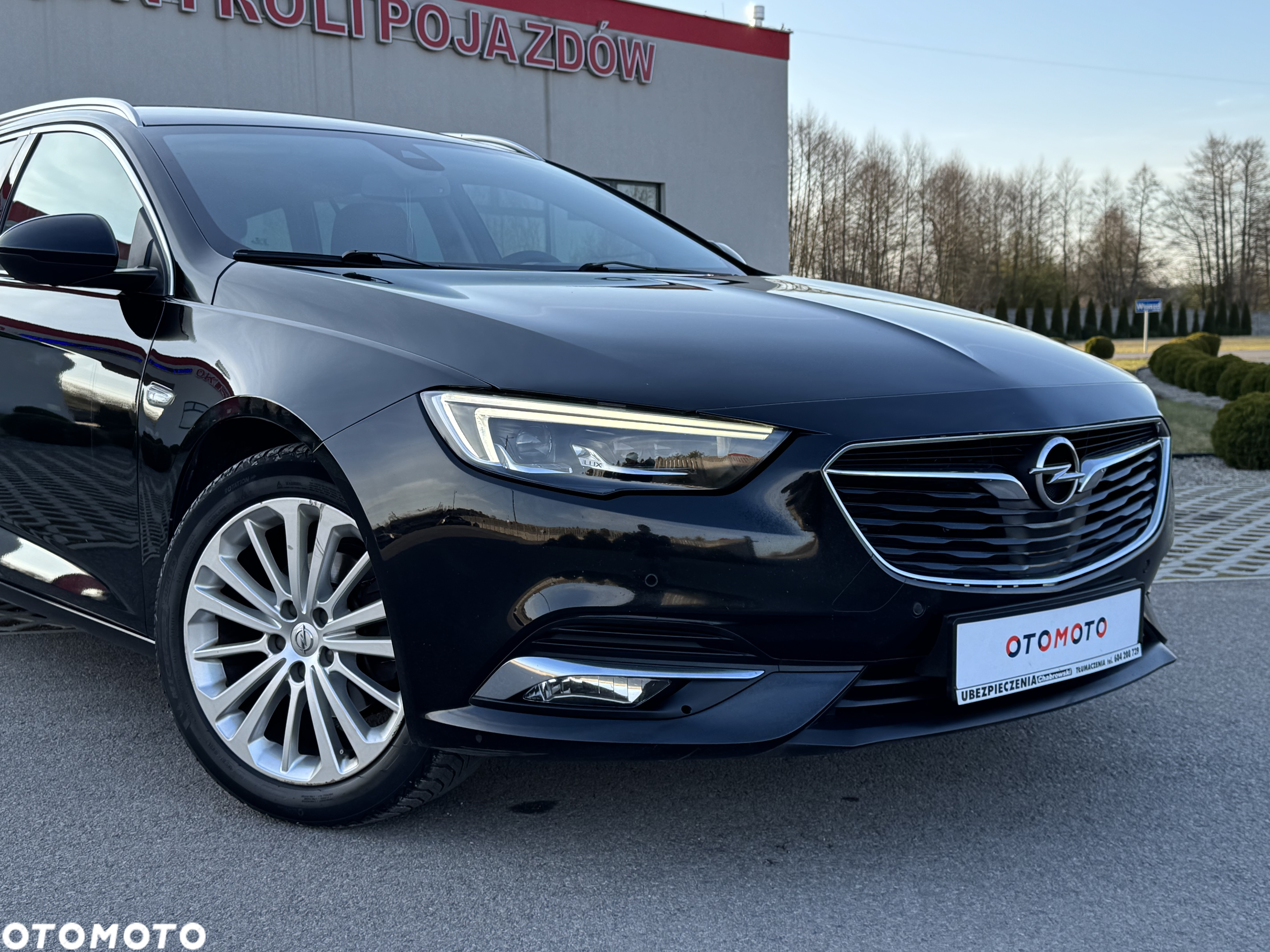 Opel Insignia Sports Tourer 1.6 ECOTEC Diesel Business Innovation - 3