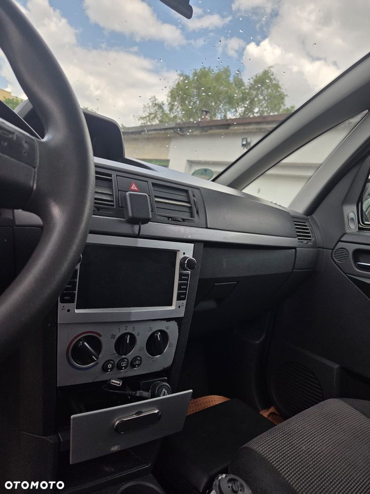 Opel Meriva 1.6 16V Cosmo - 12