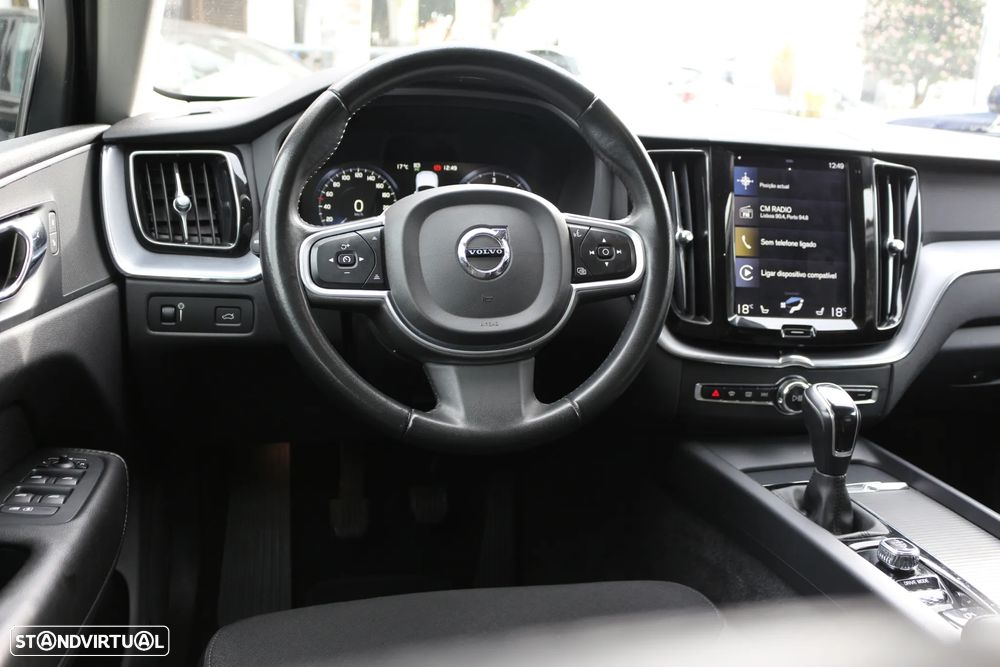 Volvo XC 60 2.0 D3 Momentum Plus - 8