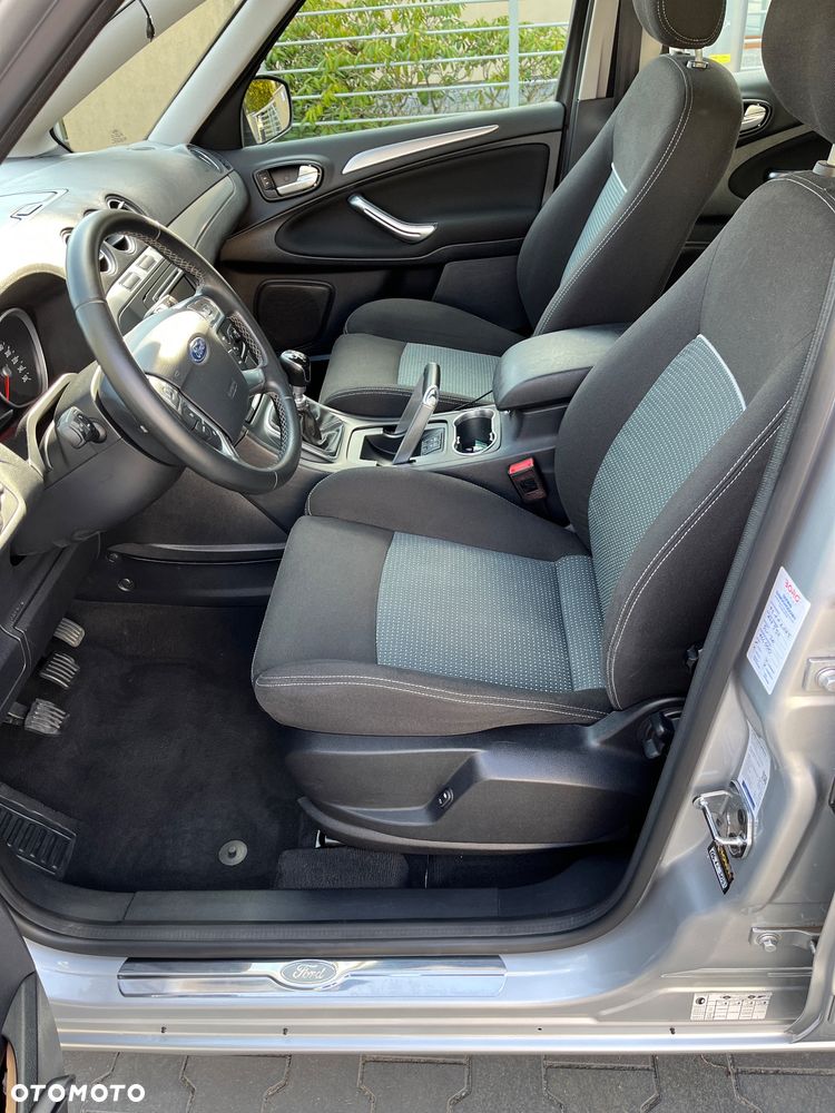 Ford S-Max 2.0 TDCi DPF Trend - 12