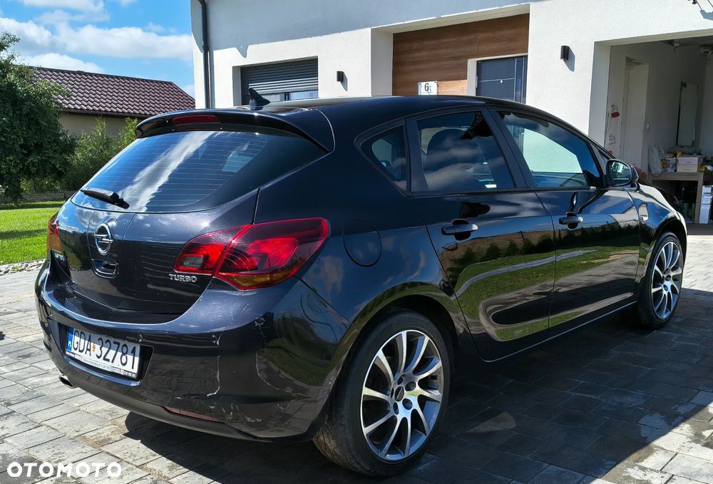 Opel Astra 1.4 T Edition 150 - 3