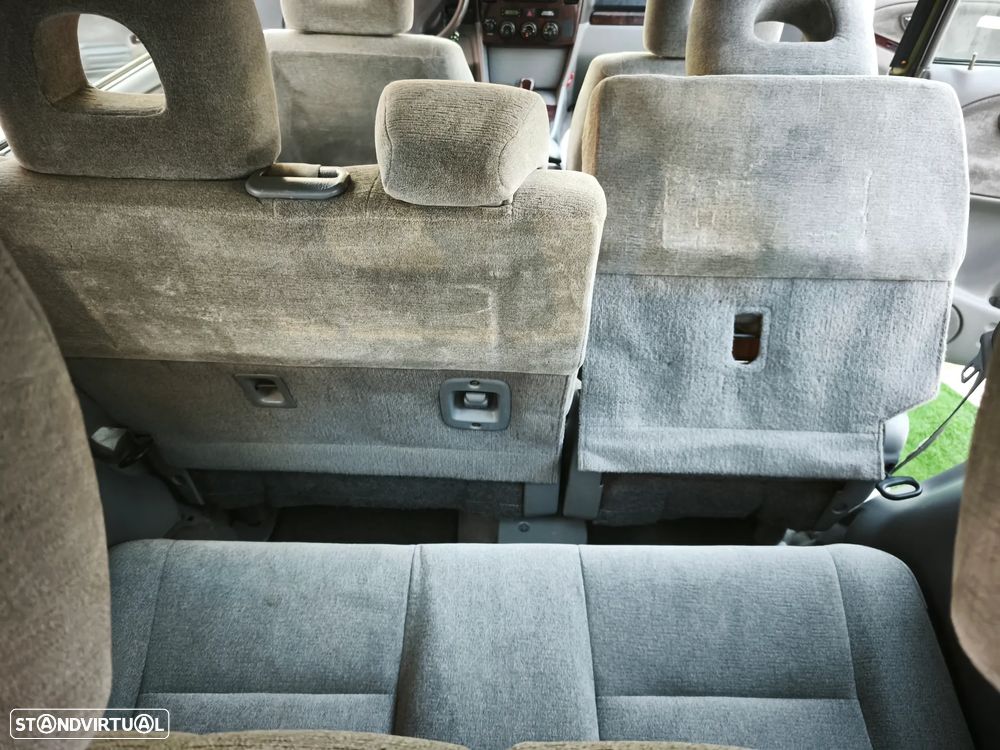 Suzuki Grand Vitara XL-7 2.0 HDi - 25