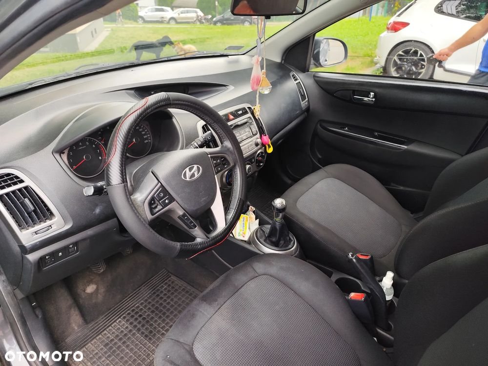 Hyundai i20 1.25 Classic + - 4