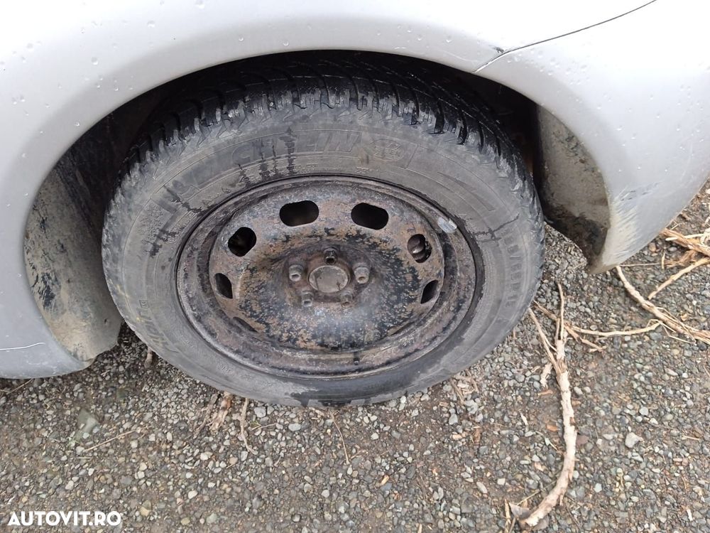 Dezmembrari  VW NEW BEETLE  1998  > 2010 1.6 Benzina - 6