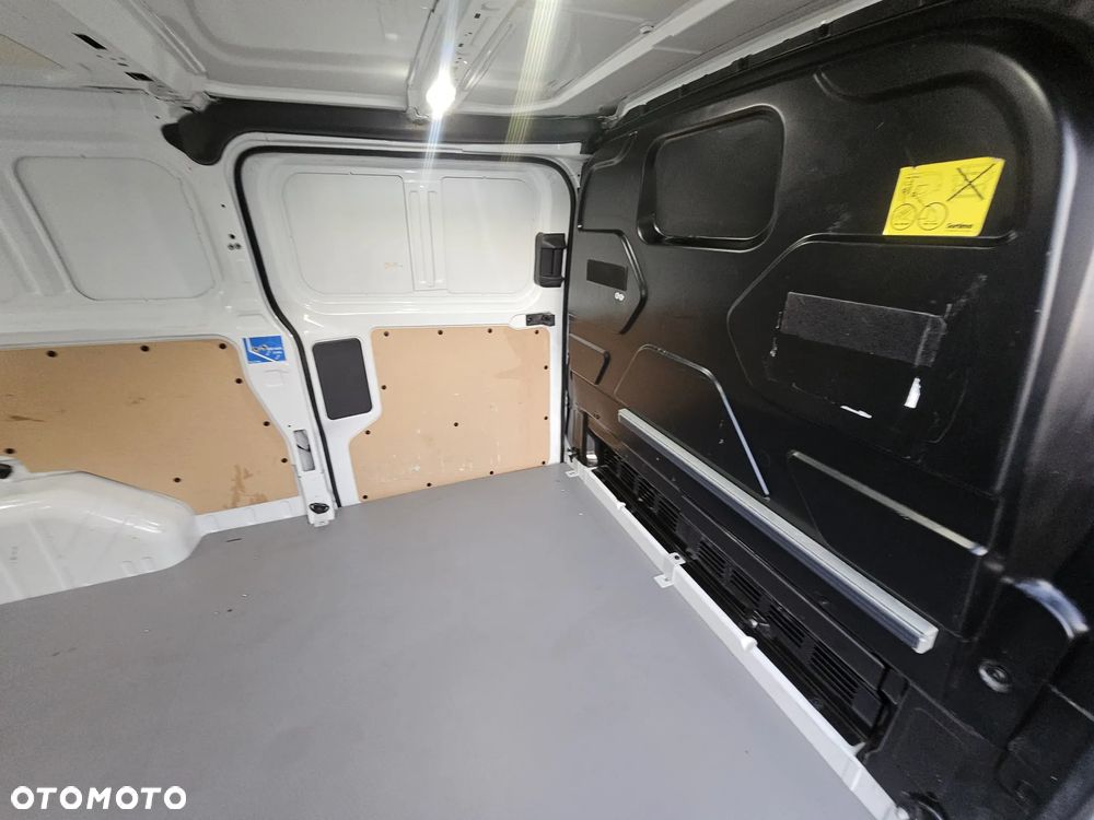 Ford Transit Custom - 10