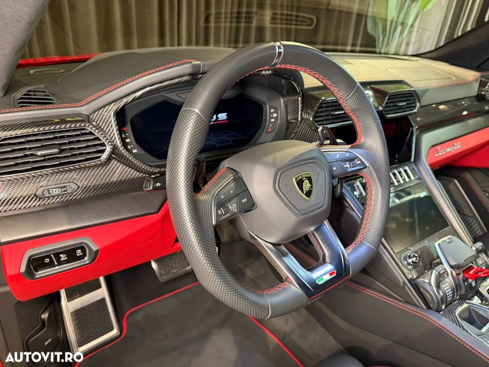 Lamborghini URUS - 16