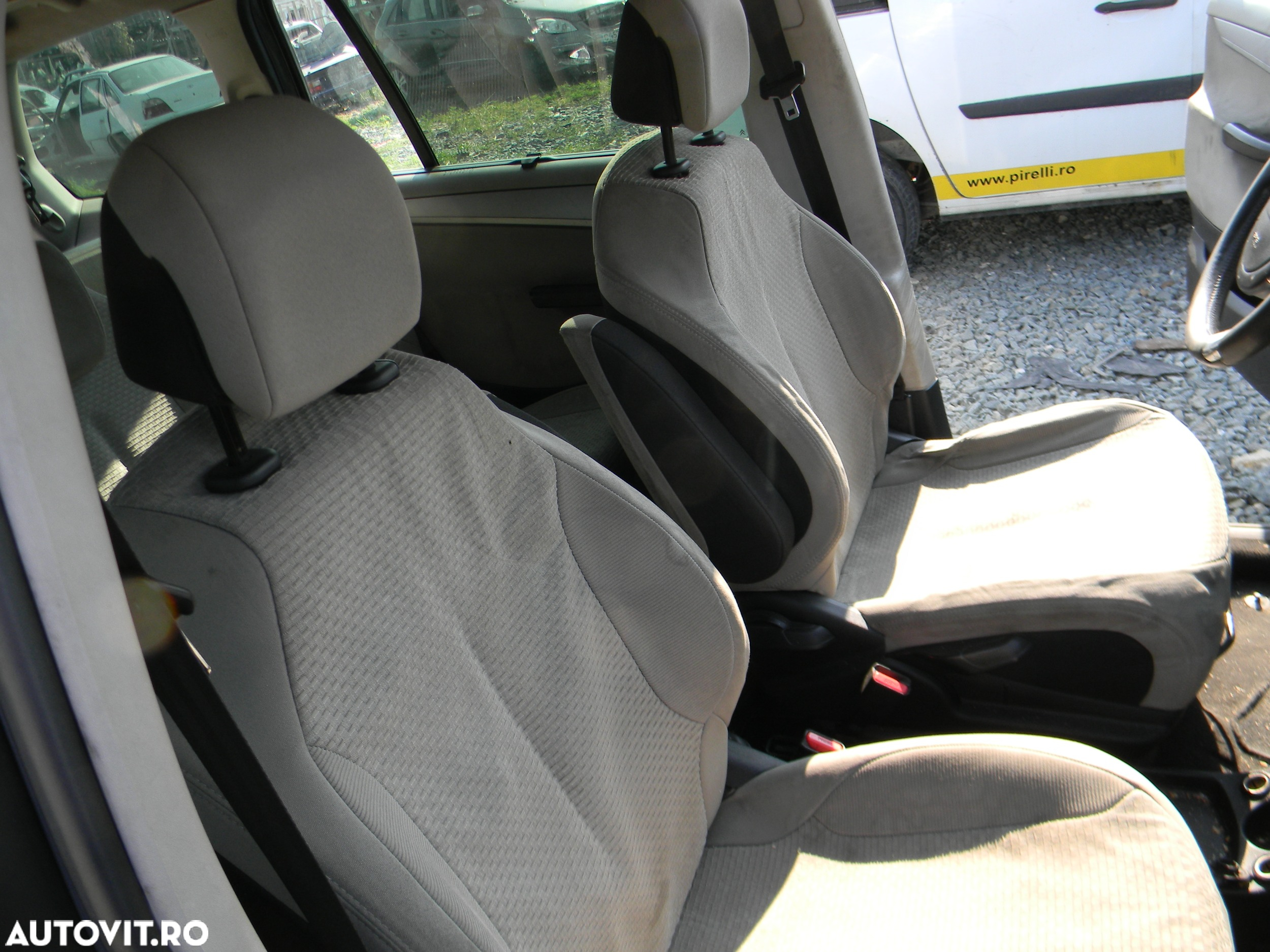 Dezmembrari  Citroen C4 Grand Picasso 1  2006  > 0000 2.0 HDi 138 Mot - 18