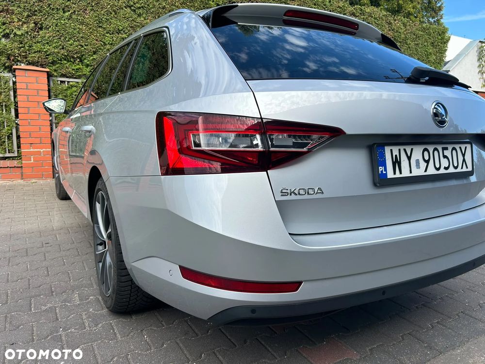 Skoda Superb 2.0 TDI L&K DSG - 14