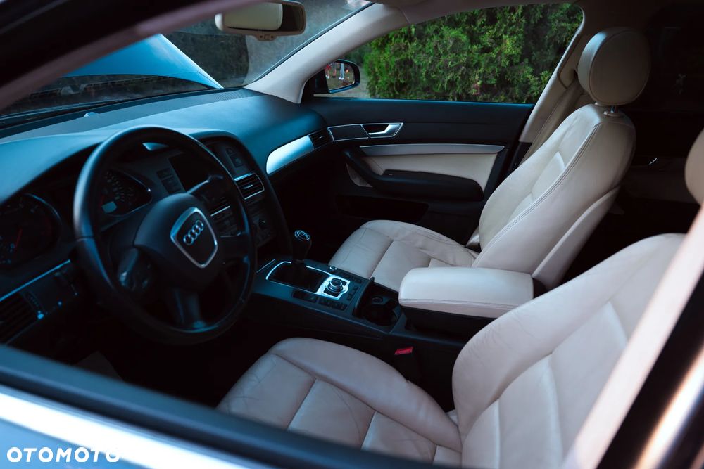 Audi A6 Limousine 2.4 - 20