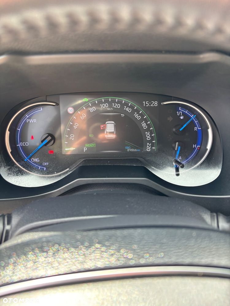 Toyota RAV4 - 8