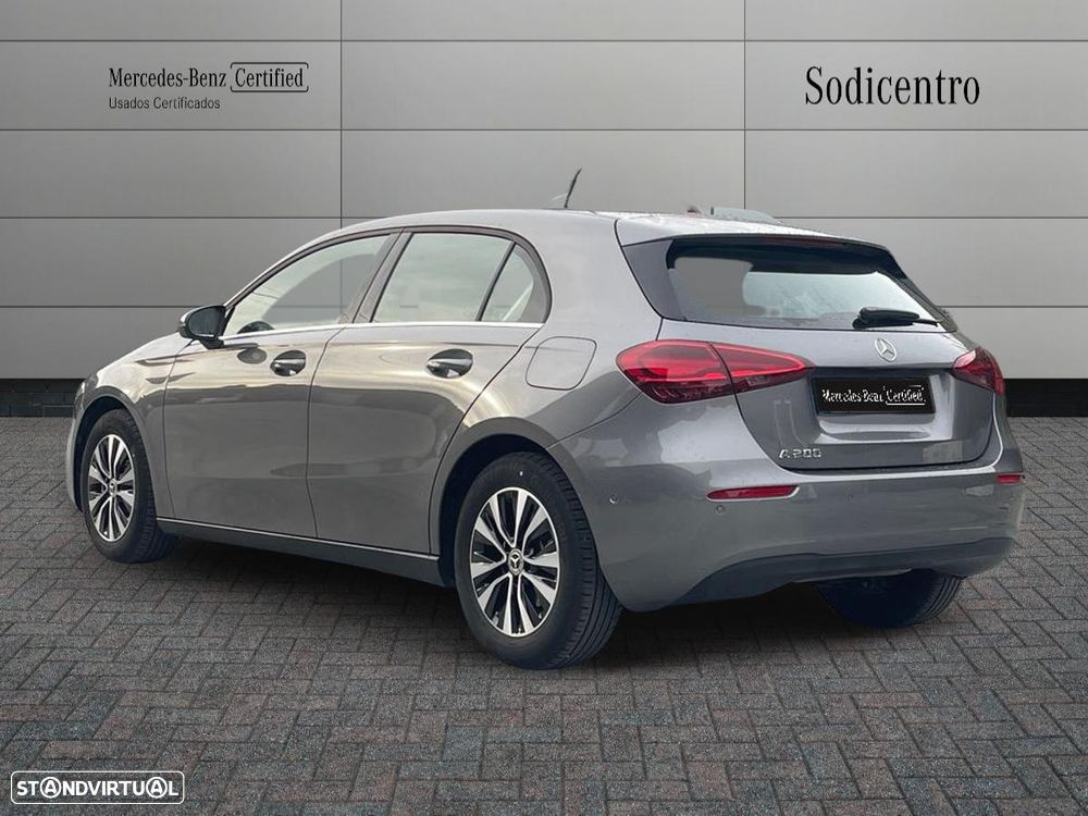 Mercedes-Benz A 200 Standard - 4