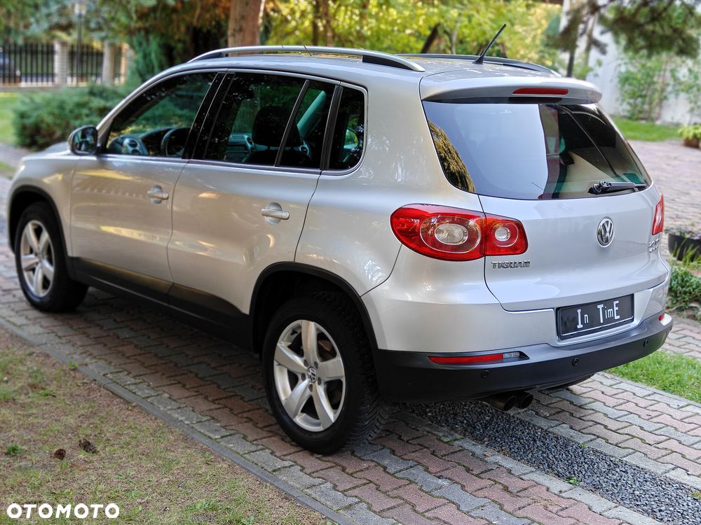 Volkswagen Tiguan - 4