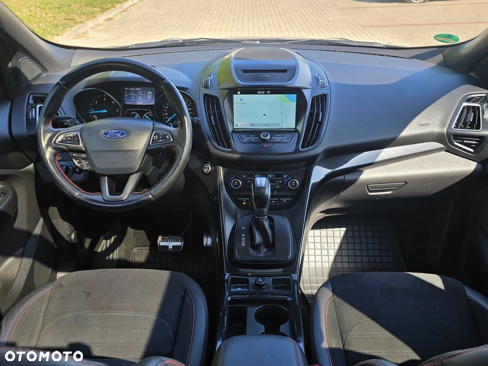 Ford Kuga 2.0 TDCi 4x4 ST-Line - 15
