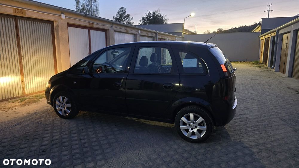 Opel Meriva - 9