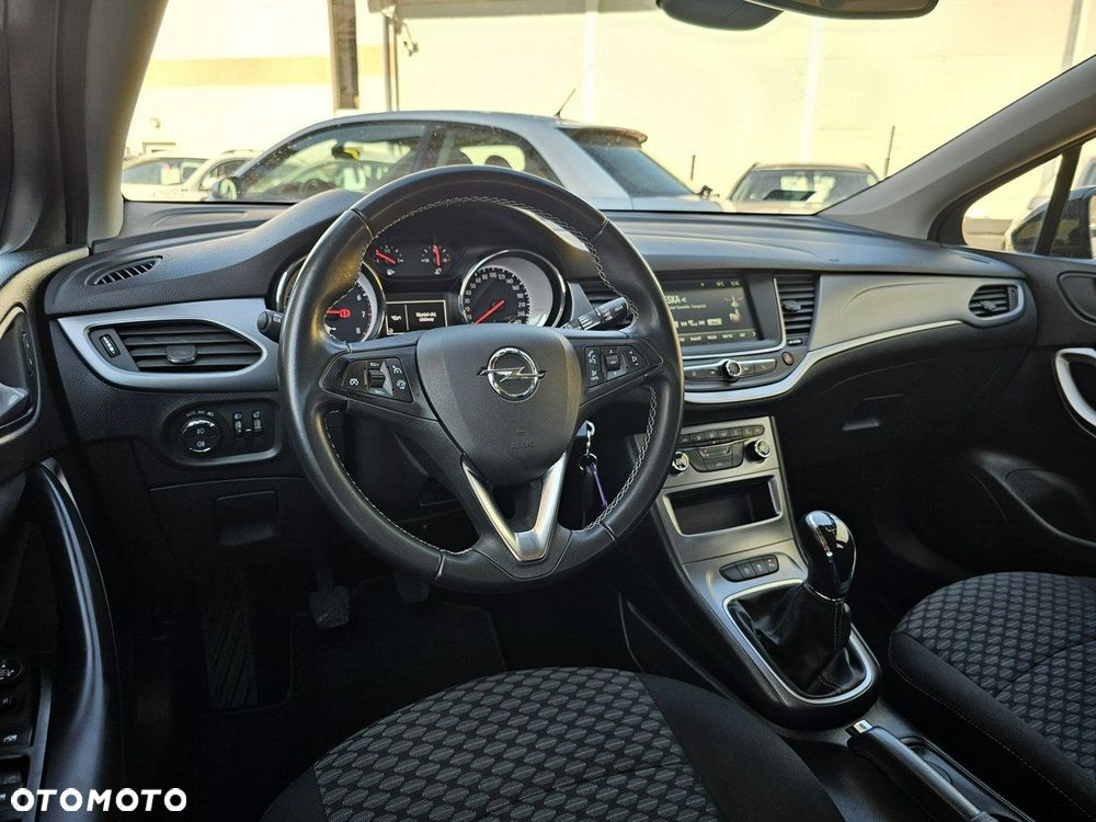 Opel Astra 1.4 T Enjoy S&S - 35