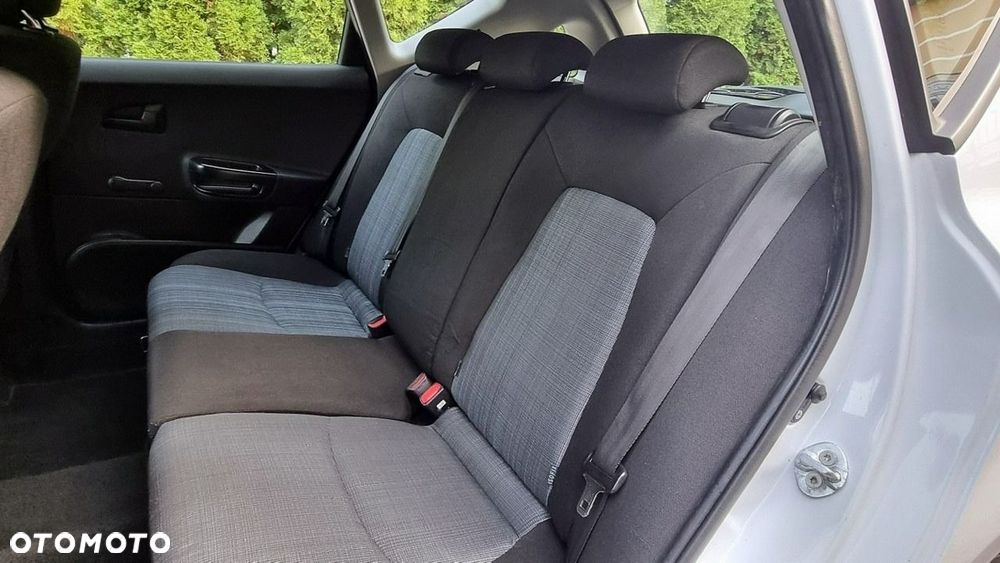 Kia Ceed - 18
