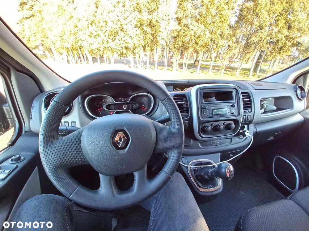 Renault TRAFIC - 11