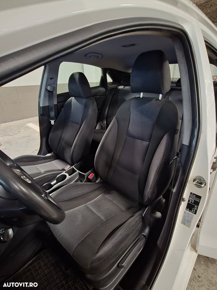 Hyundai i30 - 25