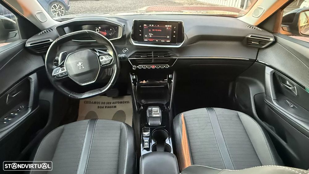 Peugeot 2008 1.5 BlueHDi Allure Pack EAT8 - 22