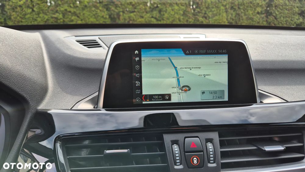 BMW X1 xDrive20i Sport - 20