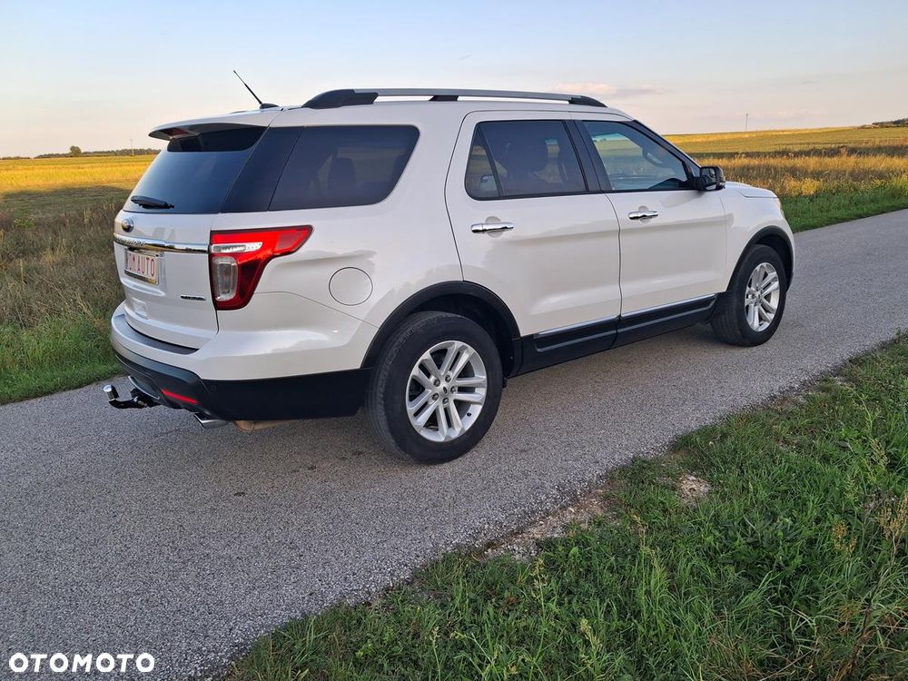 Ford Explorer - 13