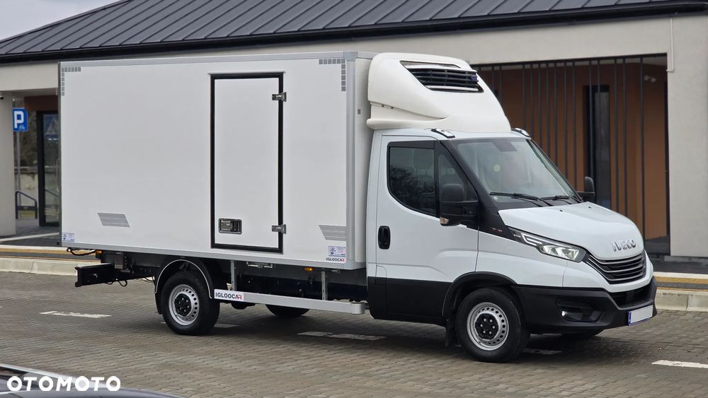 Iveco ❗️❗️DAILY 3.0 180Km 35S18 JAK NOWY ❗️❗️LIFT / CHŁODNIA MROŹNIA -32 +32 / ZASILANIE 230V / PIERWSZY WŁASCICIEL / NAVI / KAMERA COFANIA / FULL LED / TEMPOMAT AKTYWNY / GRUBA ŚCIANKA / ZABUDOWA IGLOOCAR / AGREGAT CARRIER / WERSJA WZMOCNIONA / FULL OPCJA / SERWIS ASO / SALON POLSKA /❗❗ JAK Z SALONU - NOWY -❗❗ - 13