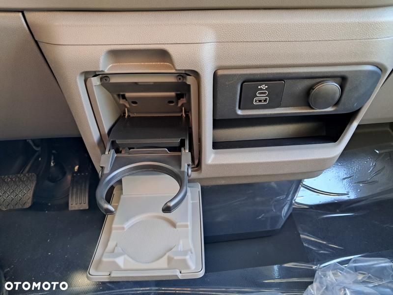 Volkswagen Transporter - 31