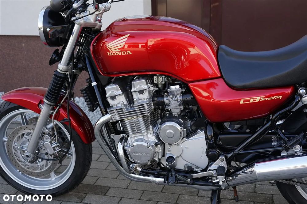 Honda CB - 27