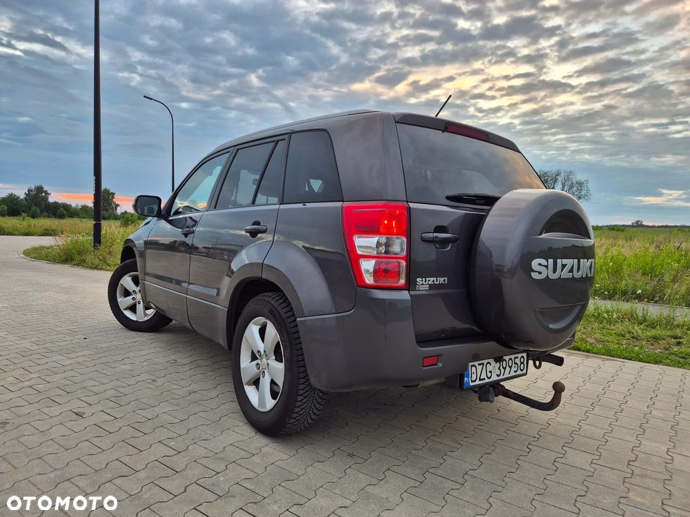 Suzuki Grand Vitara 2.4 De Luxe EU5 - 3
