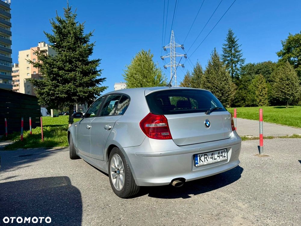 BMW Seria 1 118d DPF - 4