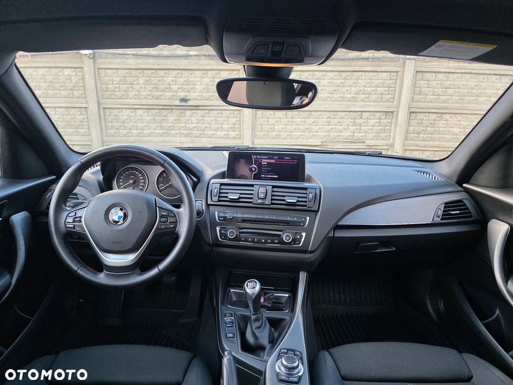 BMW Seria 1 118i Sport Line - 9