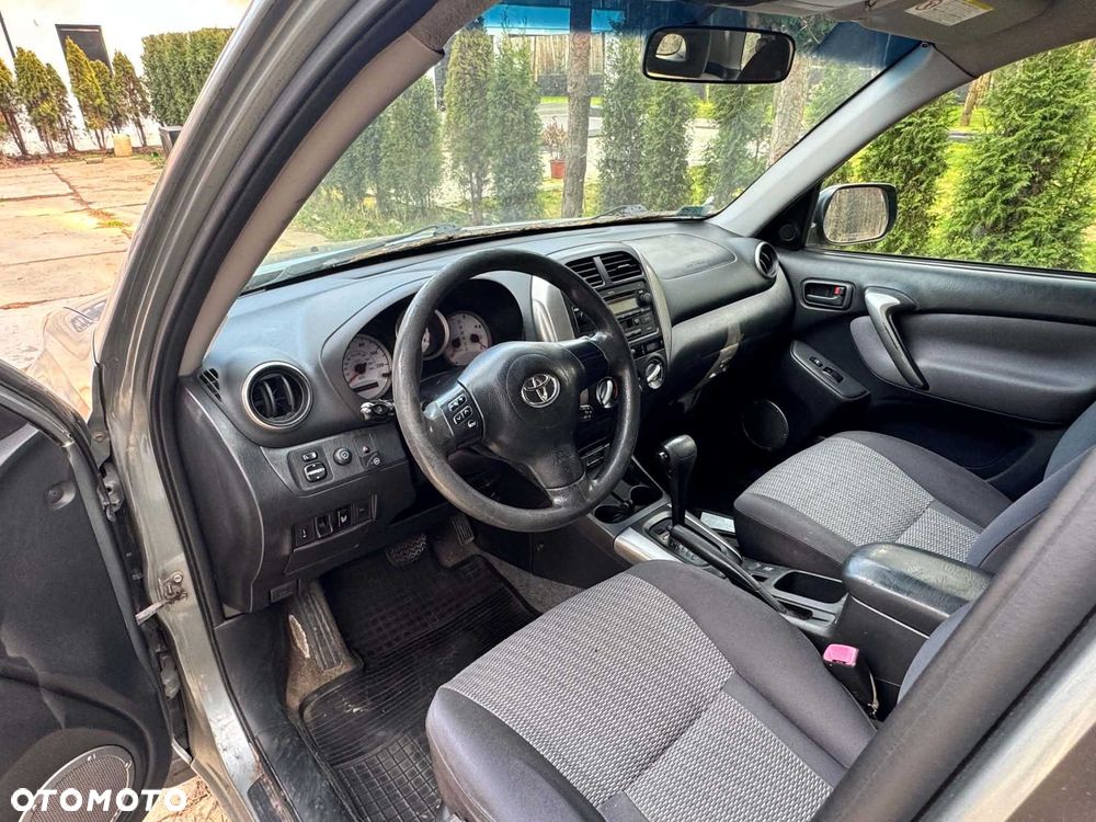 Toyota Rav4 2005 photo 5