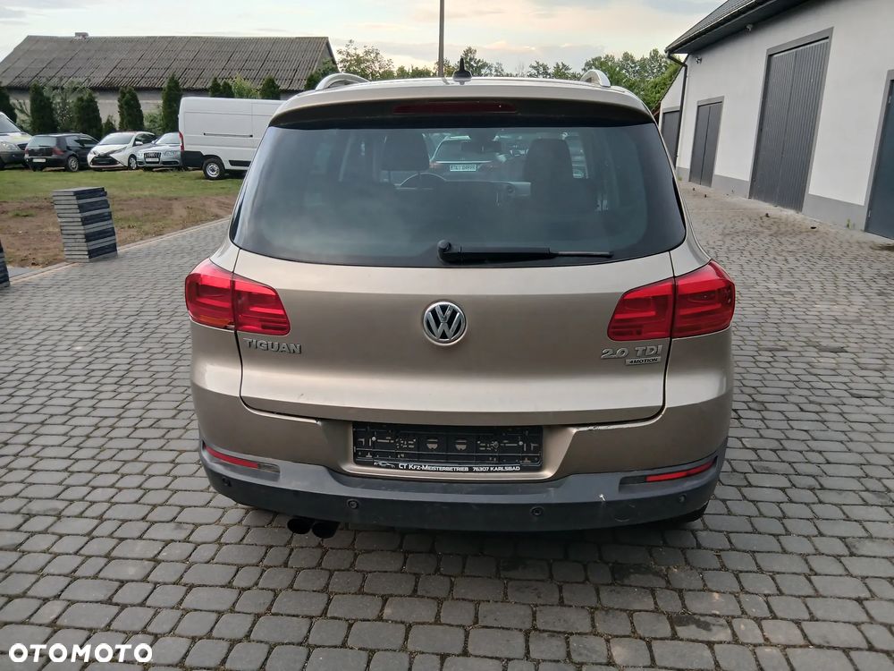 Volkswagen Tiguan 2.0 TDI DPF 4Motion BlueMotion Technology DSG Exclusive - 5