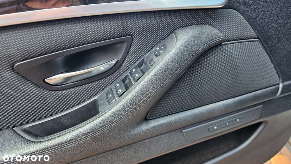 BMW Seria 5 520d - 17