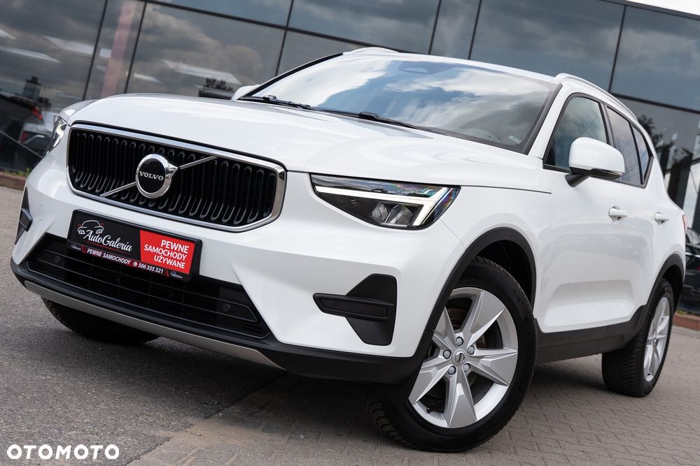 Volvo XC 40 B3 B DKG Plus Bright - 2
