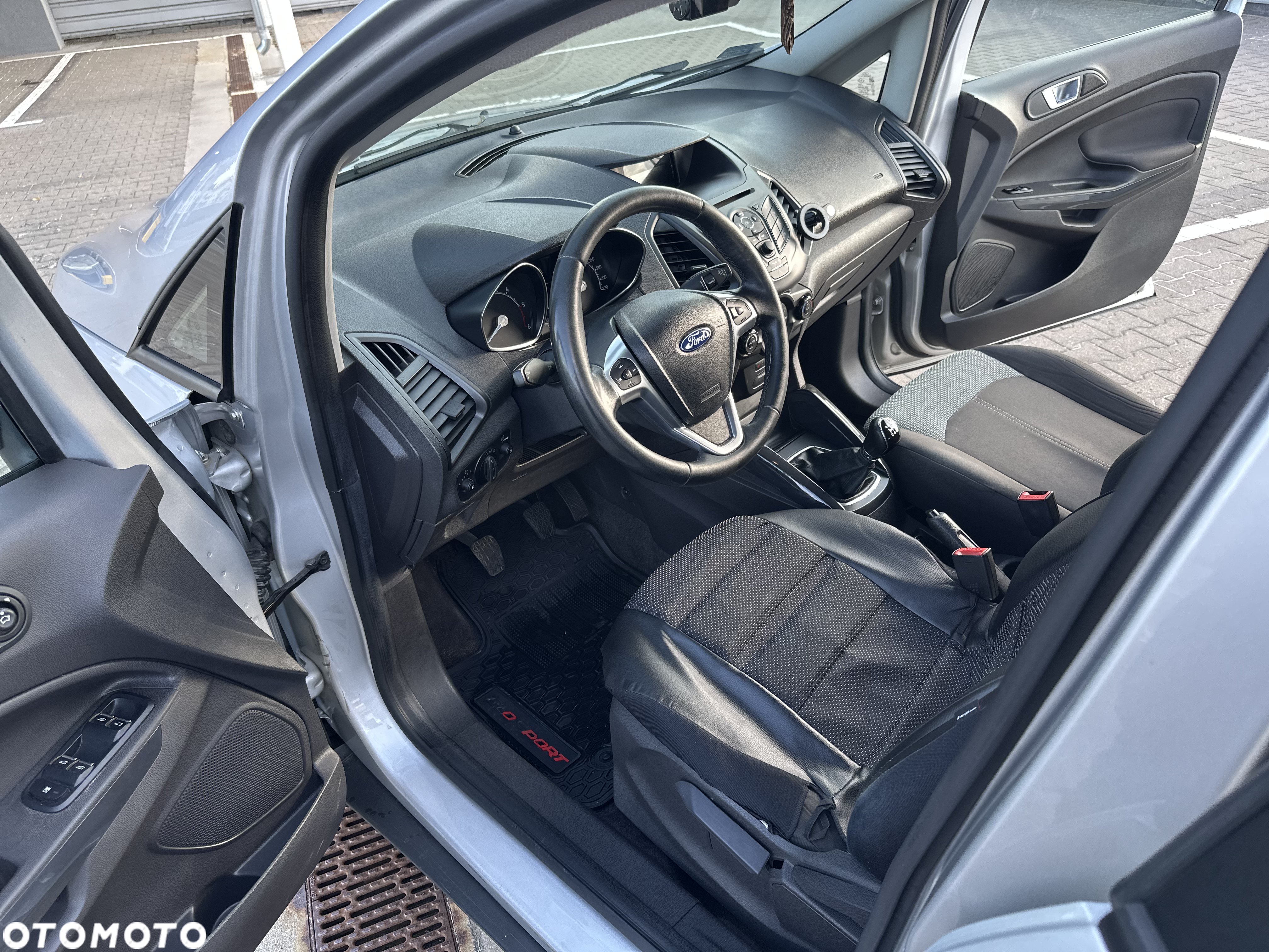 Ford EcoSport 1.5 EcoBlue TITANIUM - 13