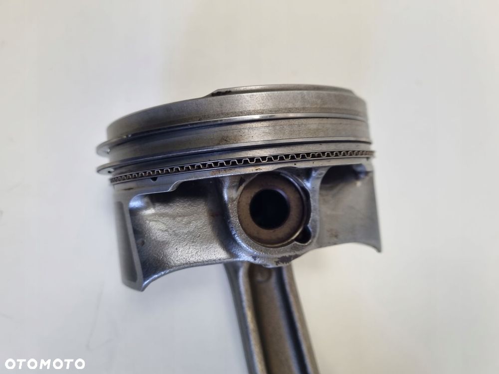 TŁOK KORBOWÓD Audi S4 A4 B9 S5 A5 F5 SQ5 Q5 FY 3.0 TFSI - 6