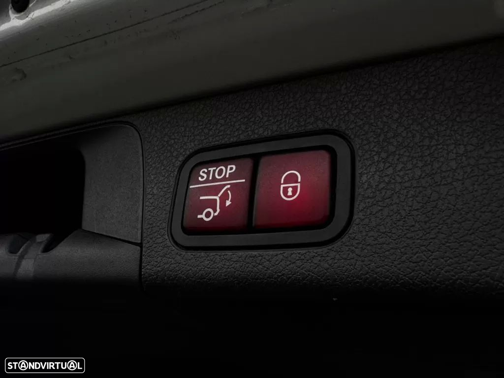 Mercedes-Benz GLB 200 d AMG Line - 30