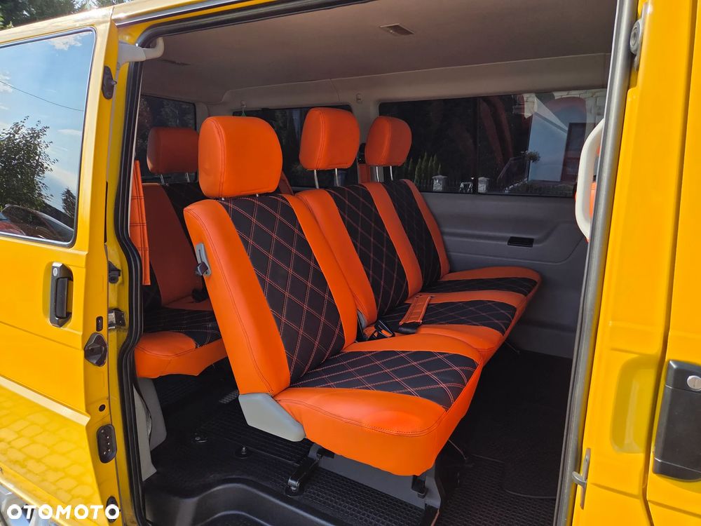 Volkswagen Transporter Escapade II - 12