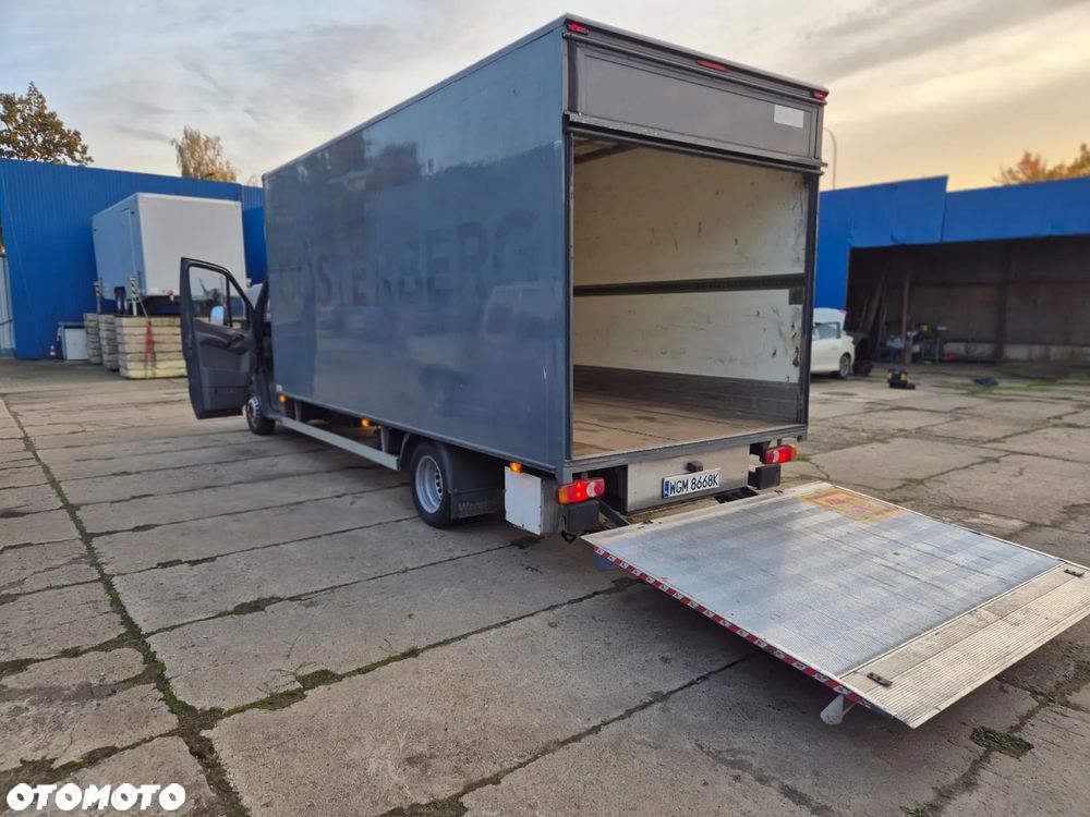 Mercedes-Benz Sprinter - 17
