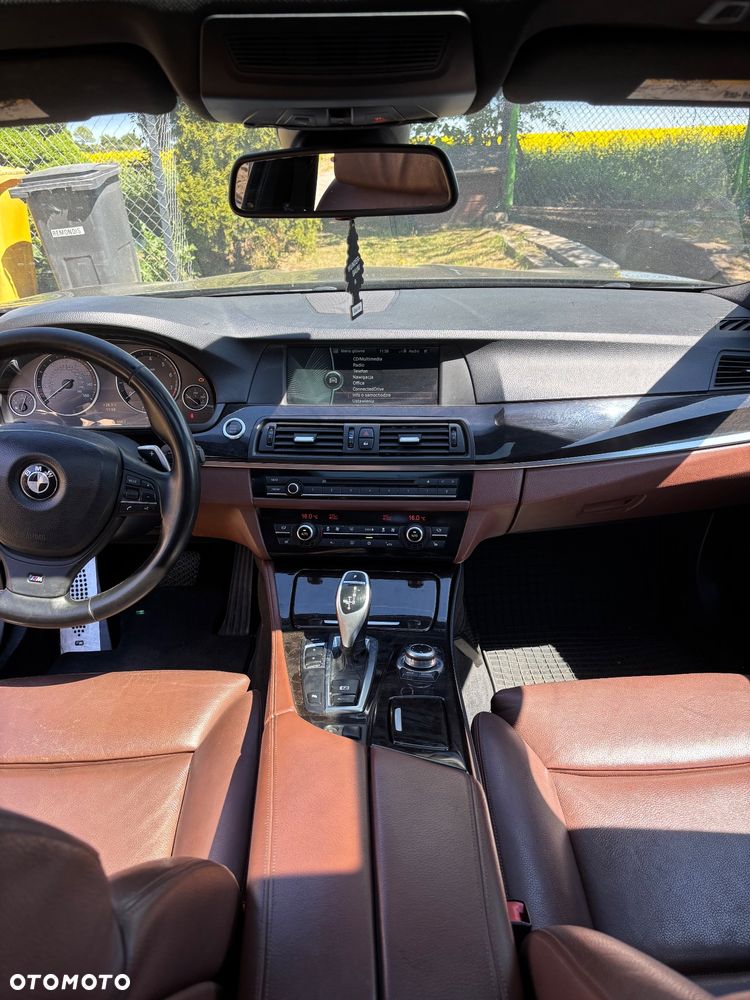 BMW Seria 5 535i Sport-Aut - 2