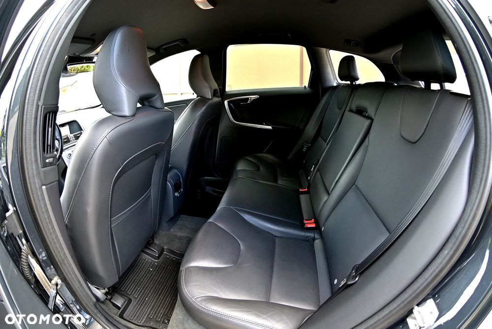 Volvo XC 60 D4 Summum - 2
