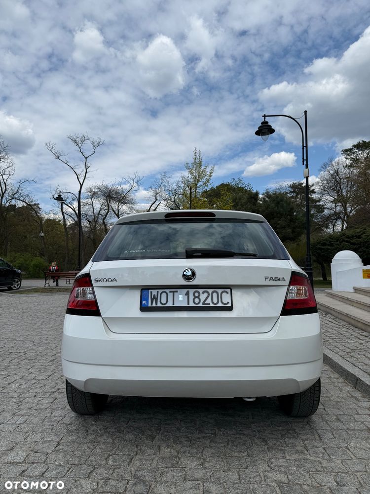 Skoda Fabia 1.2 TSI Active - 9