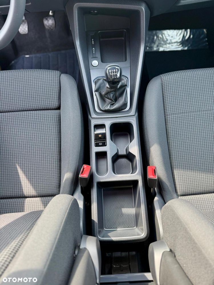 Volkswagen Caddy - 15