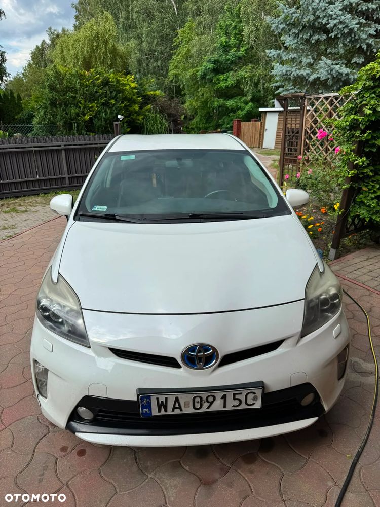 Toyota Prius 1.8 HSD Premium - 6