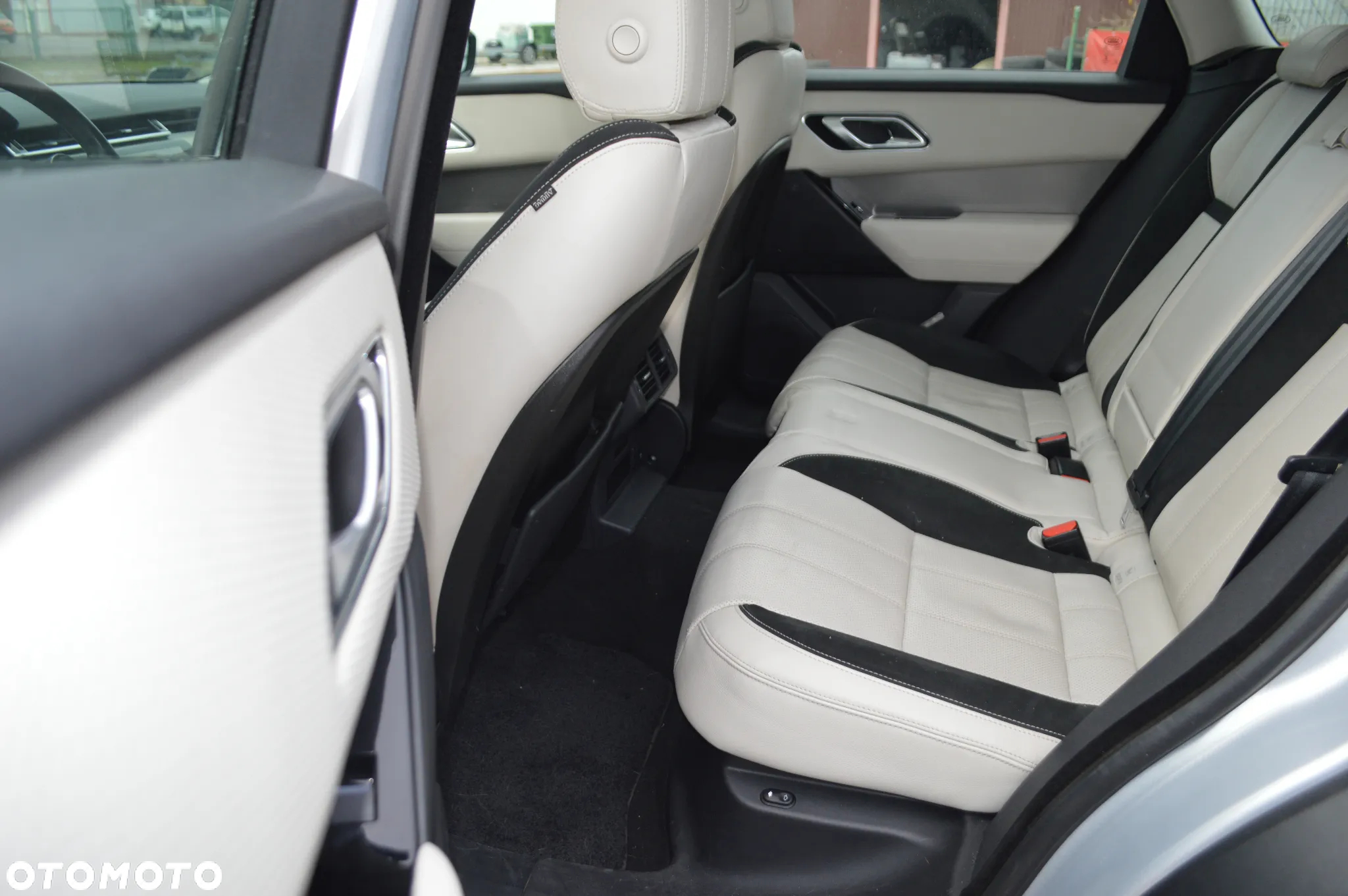 Land Rover Range Rover Velar 2.0 SD4 - 10
