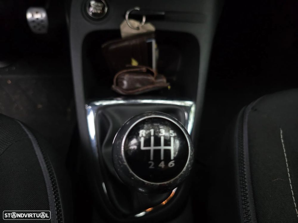 Renault Captur ver-1-5-dci-exclusive-xmod - 25