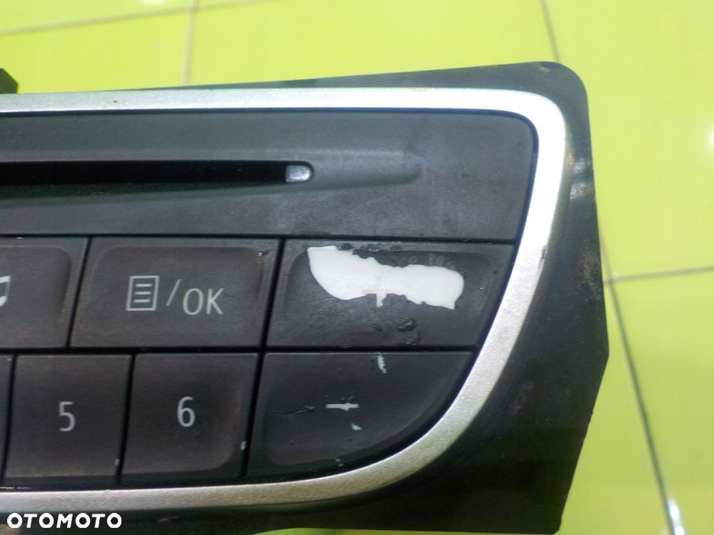 RENAULT MEGANE III 1.6 B 11r HB 5D radio CD 281150030R - 5