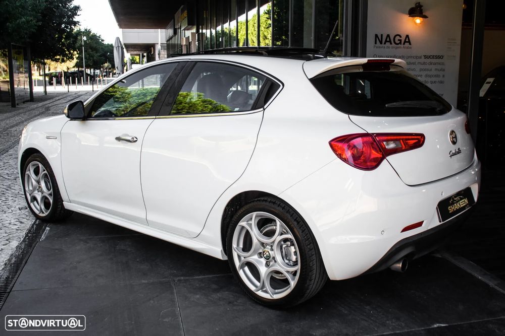 Alfa Romeo Giulietta 1.6 JTDM Distinctive - 3