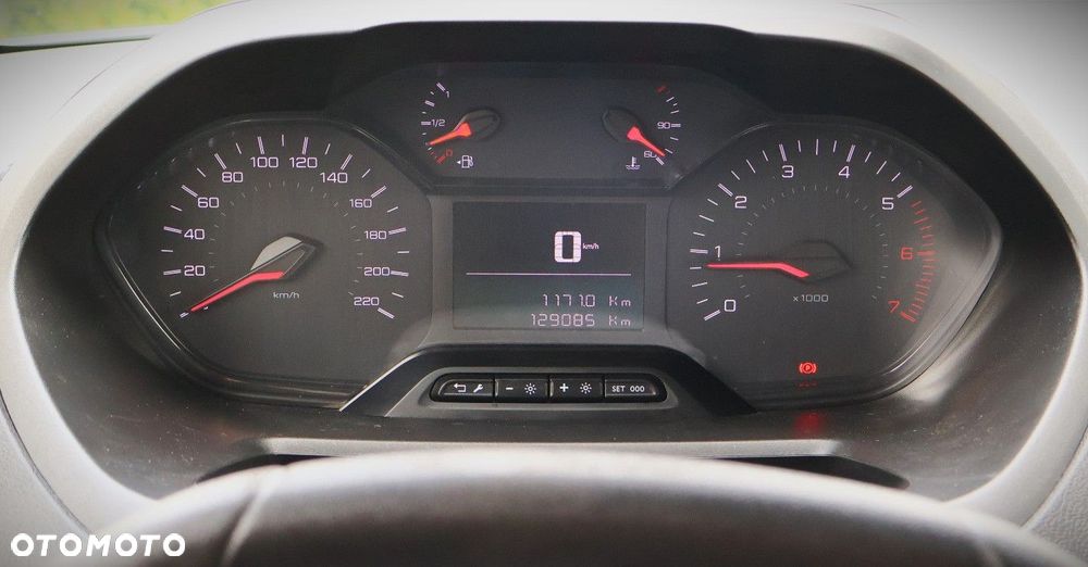 Peugeot Partner - 16
